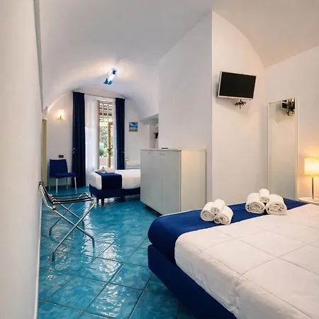 Eden Villa *